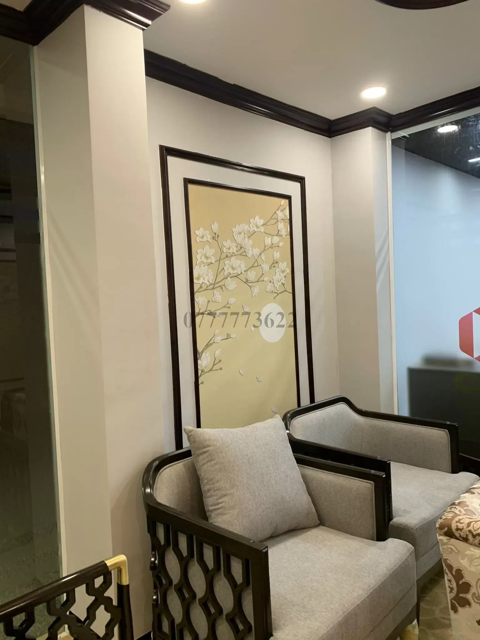 Tranh dán tường: Thổi hồn cho không gian